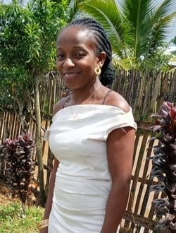 Profil de Chyntia, une femme célibataire de 37 ans à Maroantsetra