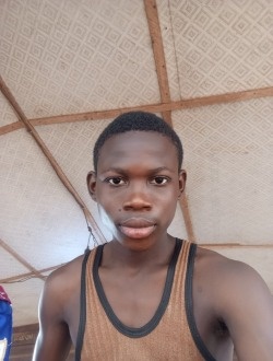 Profil de David, un homme célibataire de 18 ans à Itori