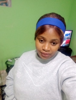 Profil de Ruth, une femme célibataire de 33 ans à Yaoundé