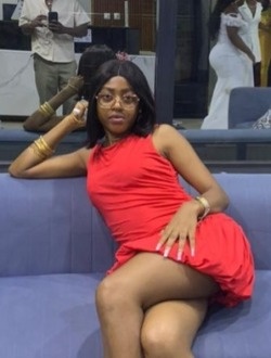 Profil de Chichi, une femme célibataire de 27 ans à Kribi