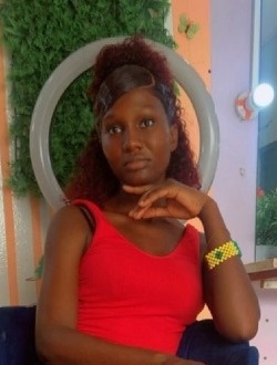 Profil de Gloria, une femme célibataire de 24 ans à Brazzaville