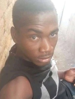Profil de Lazare, un homme célibataire de 29 ans à Petit Abidjan-Youkou
