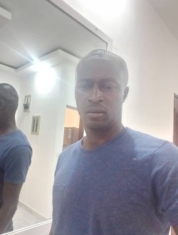 Profil de Malik, un homme célibataire de 35 ans à Aban