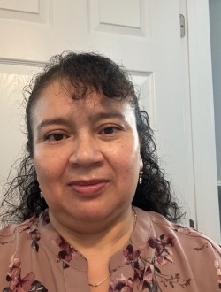 Profil de Danielle Laureen, une femme célibataire de 51 ans à Addison