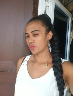 Profil de Marie Joséphine, une femme célibataire de 33 ans à Sambava