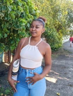 Profil de Lirissa, une femme célibataire de 22 ans à Mahajanga