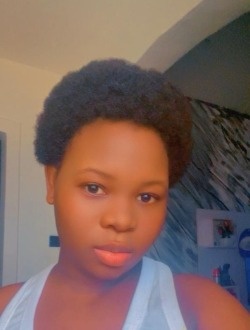 Profil de Anthony, une femme célibataire de 21 ans à Oghara