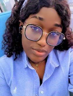 Profil de Sandrine, une femme célibataire de 28 ans à Douala