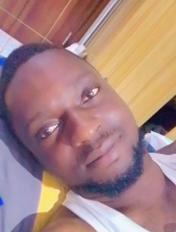 Profil de Fabian, un homme célibataire de 32 ans à Woonsocket