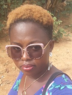 Profil de Phanie, une femme célibataire de 30 ans à Alépé