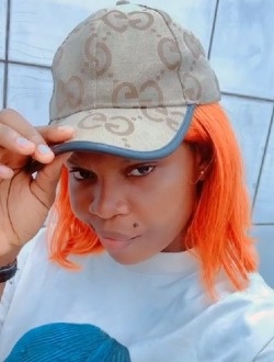 Profil de Claire 💕, une femme célibataire de 22 ans à Akwa