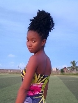 Profil de Stalia, une femme célibataire de 19 ans à 67 Ha