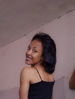 Profil de Samurah, une femme célibataire de 25 ans à Ambodirano
