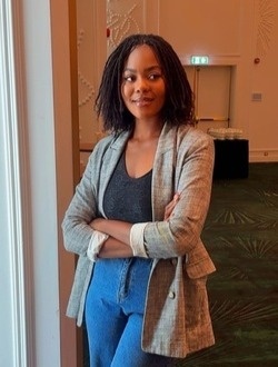 Profil de Grace, une femme célibataire de 33 ans à Cotonou