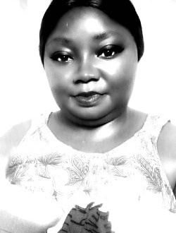 Profil de Nina, une femme célibataire de 34 ans à Libreville