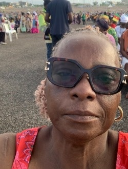 Profil de Marie Cecile, une femme célibataire de 61 ans à Douala