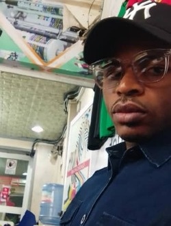 Profil de Ghis, un homme célibataire de 35 ans à Brazzaville