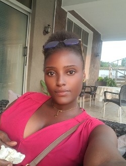 Profil de Bella, une femme célibataire de 34 ans à Kinshasa