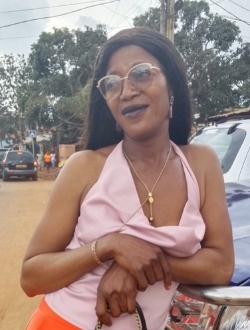 Profil de Blandine, une femme célibataire de 40 ans à Yaoundé