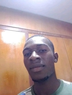 Profil de Willy, un homme célibataire de 25 ans à Abidjan