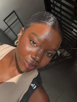 Profil de Fay, une femme célibataire de 19 ans à Medellín