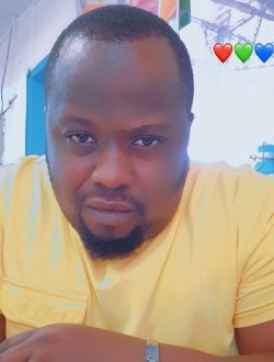 Profil de Arnold, un homme célibataire de 38 ans à Libreville