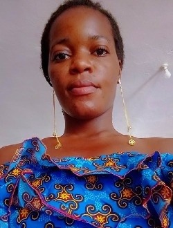 Profil de Carmelle, une femme célibataire de 26 ans à Yaoundé