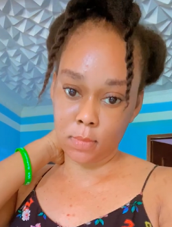 Profil de Alicia, une femme célibataire de 28 ans à Kinshasa