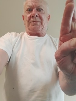 Profil de Thomas, un homme célibataire de 70 ans à Portland
