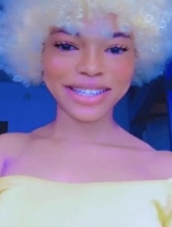 Profil de Belle, une femme célibataire de 22 ans à Abidjan