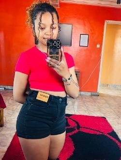 Profil de Iritah, une femme célibataire de 27 ans à Antsirabe