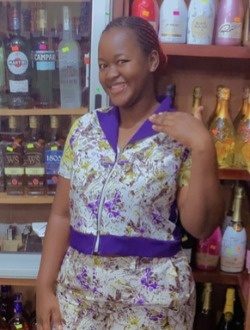 Profil de Bathylle Lena, une femme célibataire de 30 ans à Yaoundé