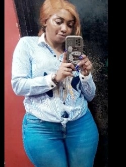 Profil de Aline, une femme célibataire de 38 ans à Yaoundé