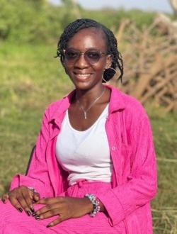 Profil de Clémence, une femme célibataire de 28 ans à Niamey (Commune I)