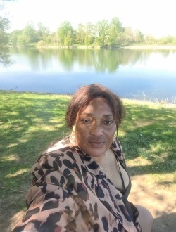 Profil de Loulou, une femme célibataire de 69 ans à Blois