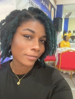 Profil de Anna, une femme célibataire de 34 ans à 'S Herenelderen