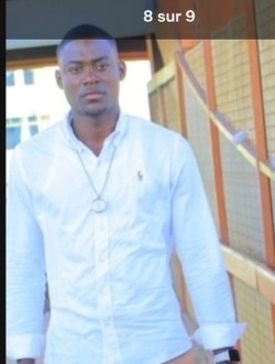 Profil de Mahoney, un homme célibataire de 28 ans à Libreville