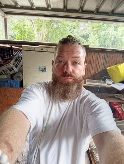 Profil de Julien, un homme célibataire de 36 ans à Saint-Paul