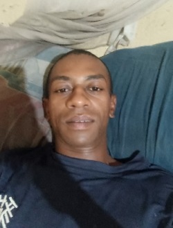 Profil de Lovatiana, un homme célibataire de 36 ans à Antananarivo