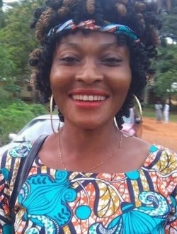 Profil de Khadija, une femme célibataire de 48 ans à Douala