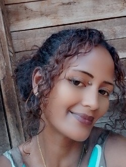 Profil de Natacha, une femme célibataire de 33 ans à Manakara