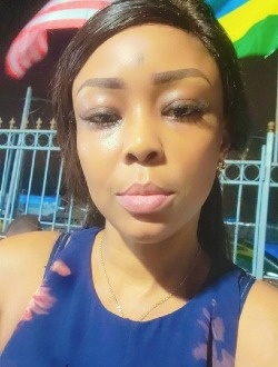 Profil de Bella, une femme célibataire de 32 ans à Abidjan