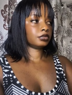 Profil de Julie, une femme célibataire de 27 ans à Conakry