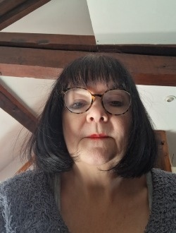 Profil de Anny, une femme célibataire de 61 ans à Dunkerque