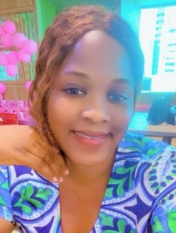 Profil de Risnata, une femme célibataire de 26 ans à Abidjan
