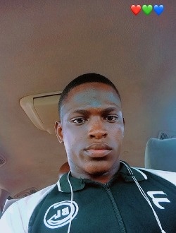 Profil de Theophilus, un homme célibataire de 19 ans à Abomey-Calavi