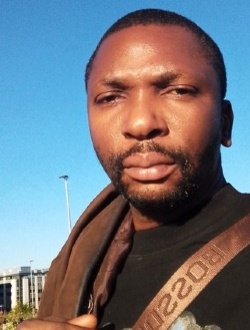 Profil de Seraphin, un homme célibataire de 35 ans à Ottignies-Louvain-La-Neuve
