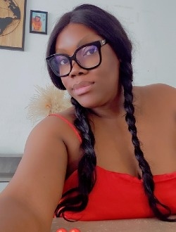 Profil de Marie, une femme célibataire de 38 ans à Antibes