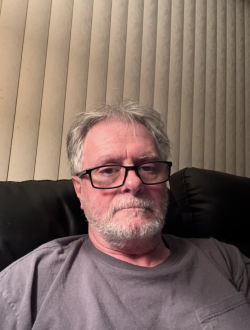 Profil de Gilbert, un homme célibataire de 66 ans à Saint-Clet
