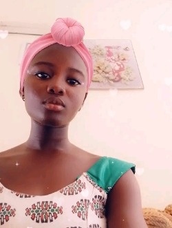Profil de Deora, une femme célibataire de 20 ans à Abidjan